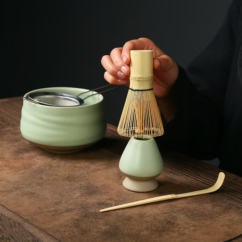 حامل خفق شاي ماتشا حامل سيرامي - مراجعة Bamboo Whisk Chasen وسعره